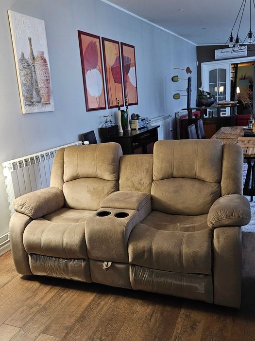 Canapea si 2 fotolii rabatabile de culoare bej Mobexpert