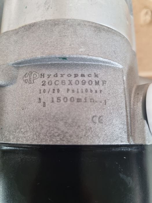 Pompa hidraulica Massey Ferguson 100bar/1500/min și 110bar/1500/min