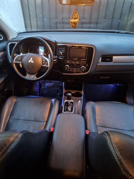 MITSUBISHI Outlander 2013 — imagine 5
