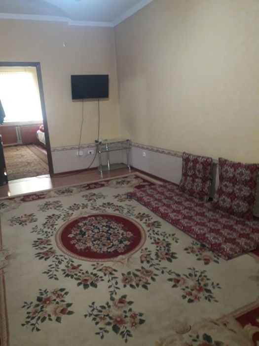 Метро чиланзар 16 квартал  2/1/4 56м2 сдаю квартиру, всем можно жить!