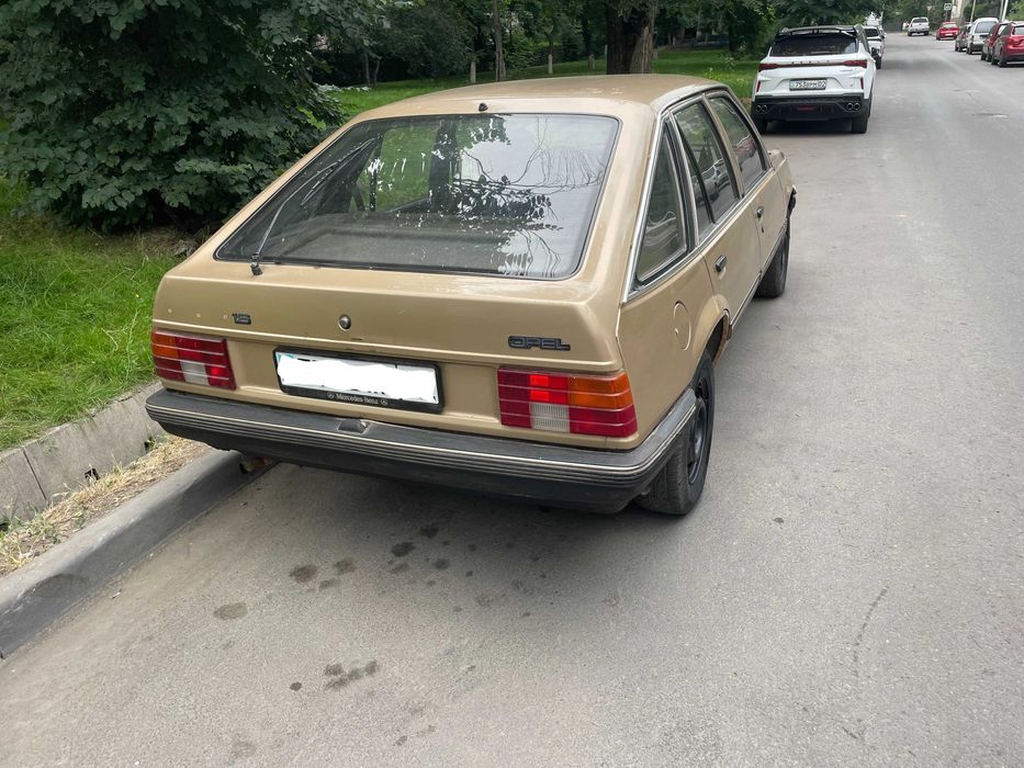 Опель аскона 1988