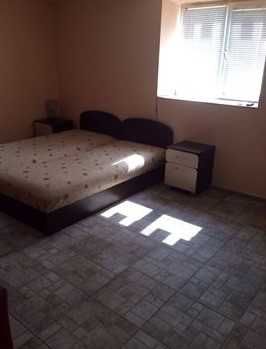 Тристаен апартамент Съдийски