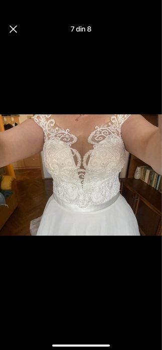 Rochie mireasa tip A line
