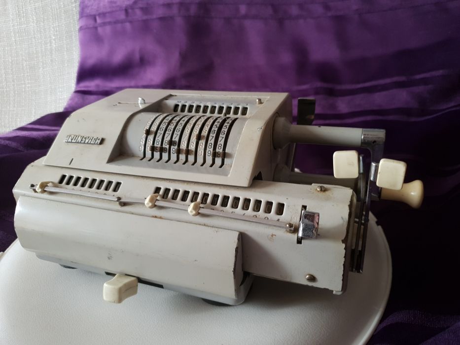 Сметачна Машина Brunsviga