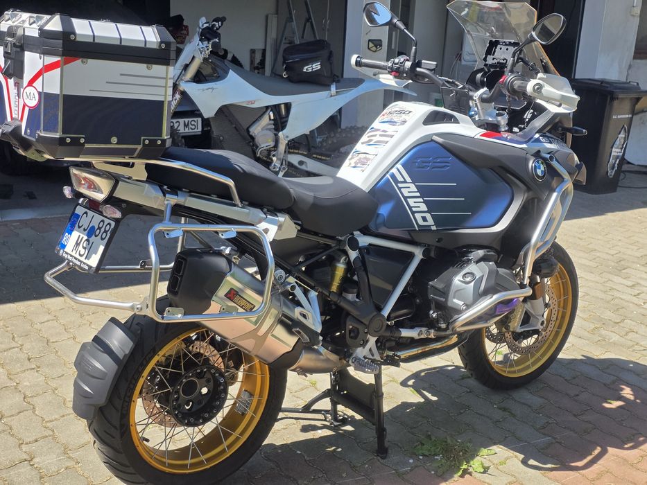 Motocicleta BMW 1250 GSA Trophy