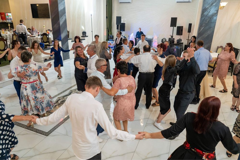 Dj Nunta Dj Botez  Solista Oglinda foto gheata carbonica flacari