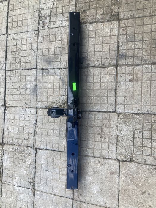 Греда под радйатори за тойота аурис/Toyota auris 06-11г