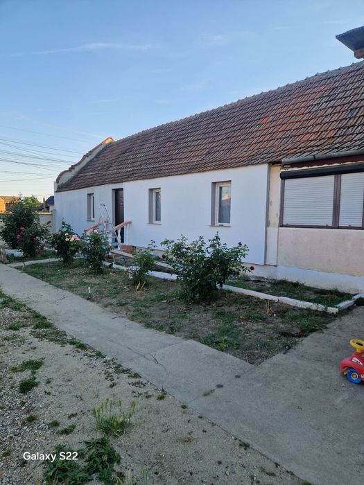 Casa de vanzare