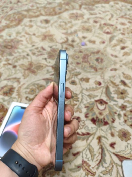 Продам Айфон 14 (256гб)