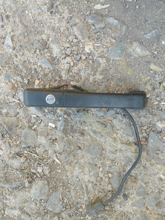 Продам переднюю ручку на Пассат