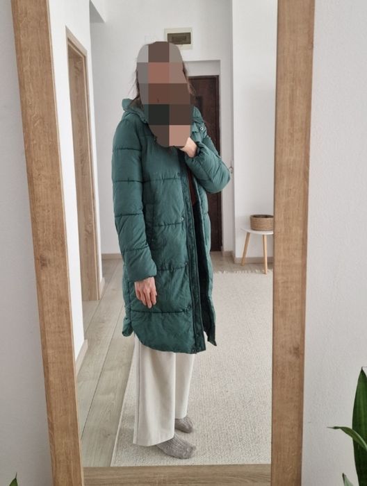 Geaca de iarna Reserved (S / 36) - purtata doar de câteva ori