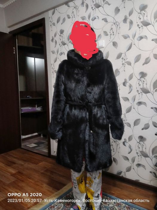 Норковая шуба черная