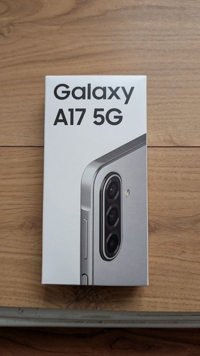 Samsung A 17 5G sigilat 128 cu 4 rami