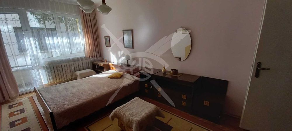 Дава се под наем Тристаен апартамент в София, Лозенец - 97 кв.м за 830 € - Снимка #6