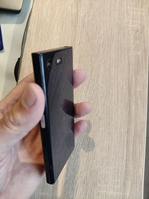 Sony Xperia X compact