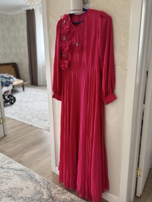 Продам вечерние платье