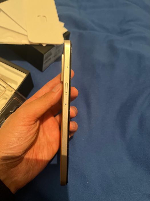 Oppo с лупой и реалми 6