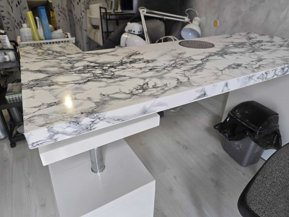 Бюро за маникюр