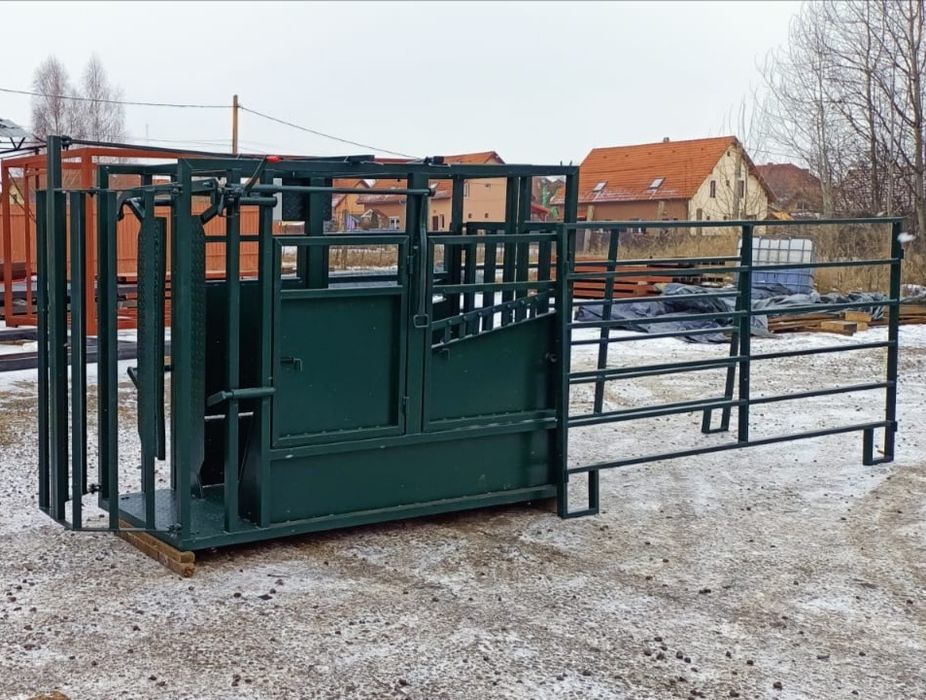 Stand de contentie cu cantar animale