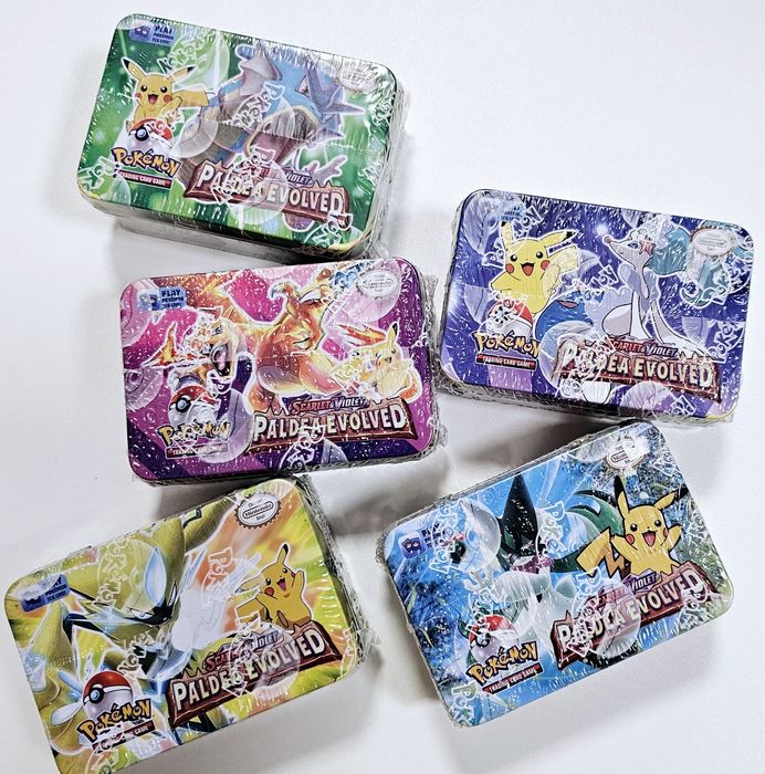 Карти Pokémon в метални кутии