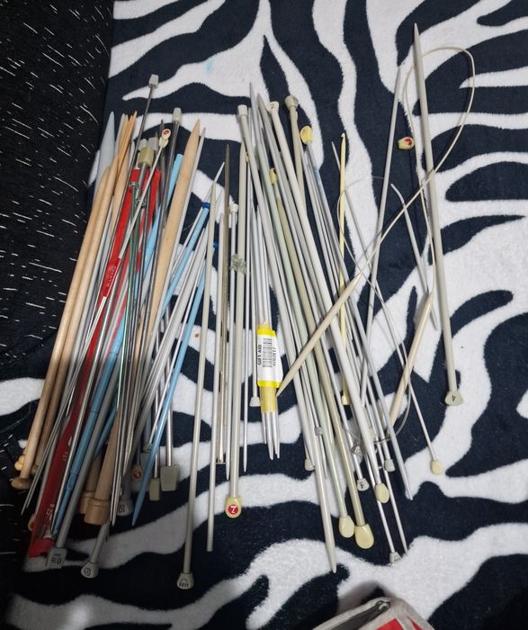 Vând  set andrele(  vechi)impecabile