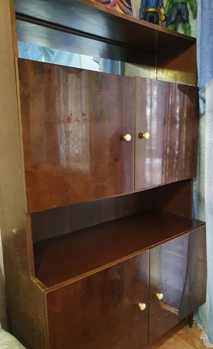 Сервант б / у  самовывоз