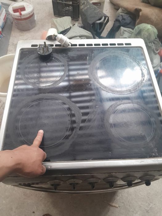 Электроплита  продам