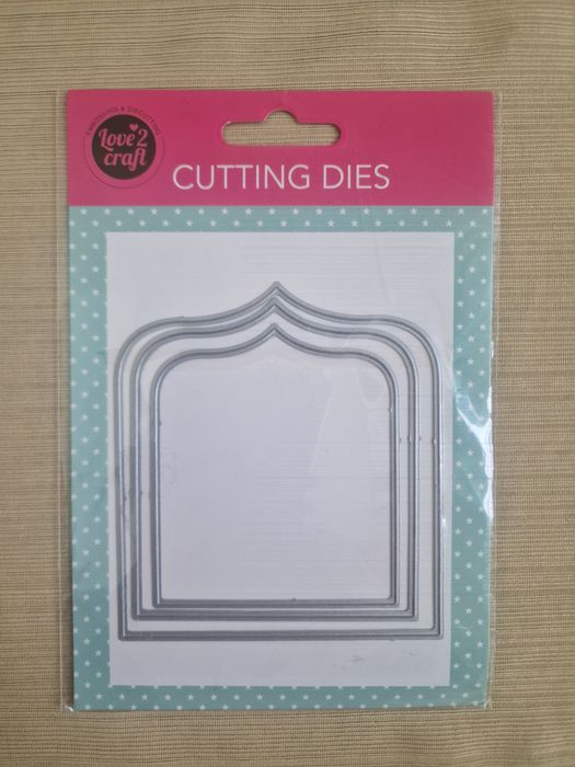 Продавам метални щанци