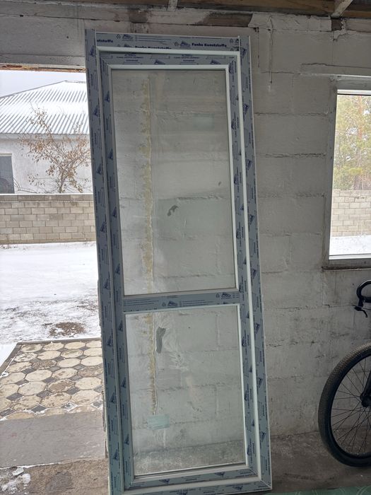 Дверь стеклопакет