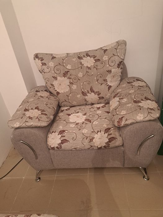 2 кресла и диван