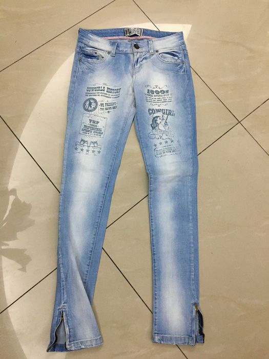 Blugi "Denim Rules''+ tricou