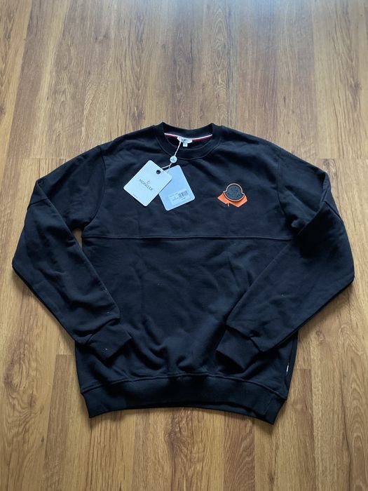 Bluza Moncler marimea xl
