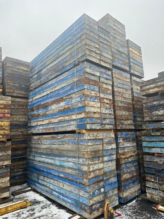 Продается крупнощитовая опалубка