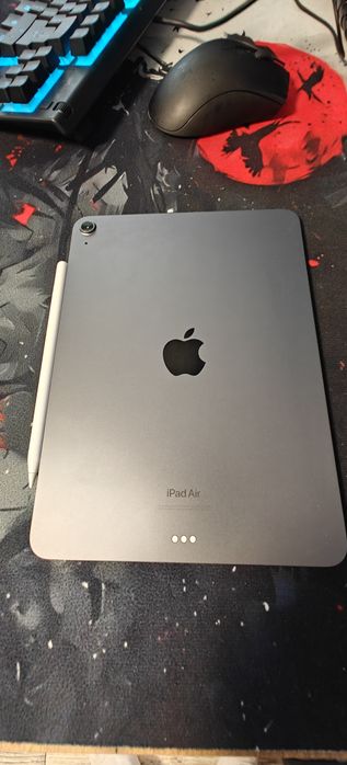 iPad Air 5+Apple pencil 2-в гаранция