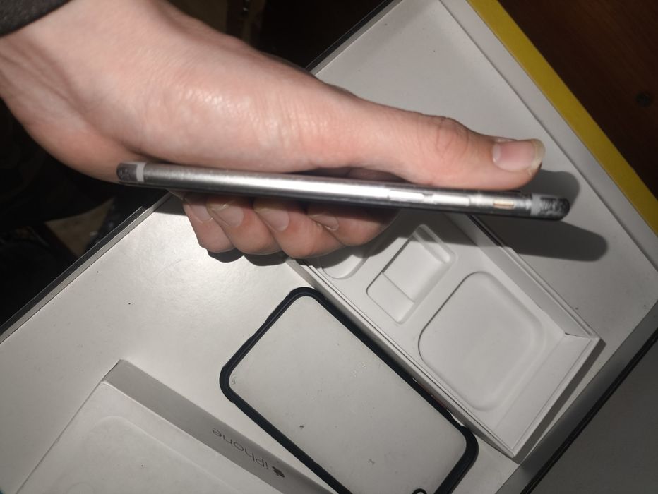 Айфон 6 с коробкой нерабочий