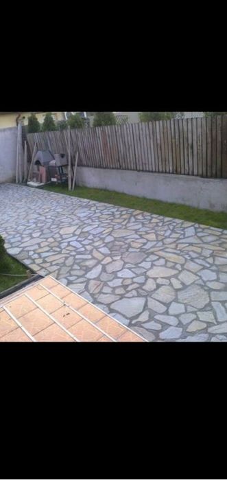 Vând piatră și montez