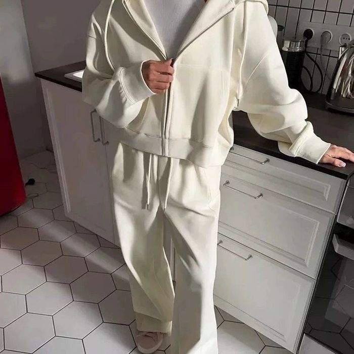 двойка зипка и штаны