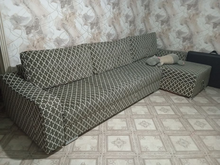 Продам угловой диван