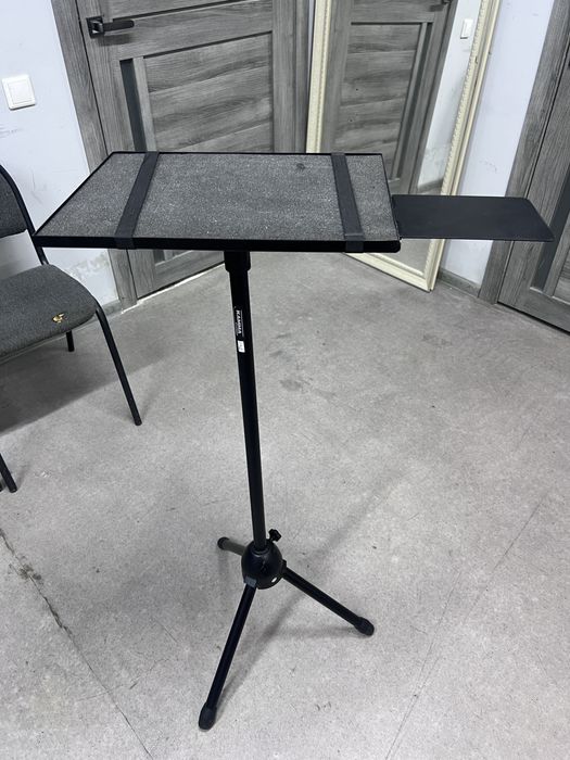 Стойка для ноутбука