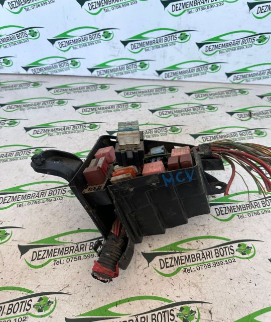 Panou sigurante si reele Dacia Logan prima generatie (facelift)