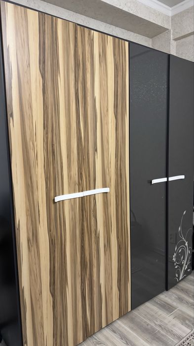 Продам спальный гарнитур