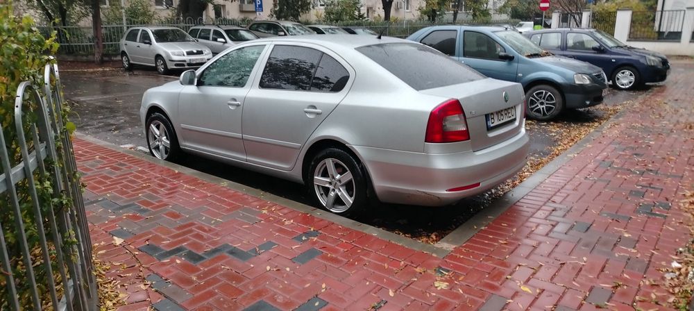 Schimb Skoda Octavia 2 1.6 tdi cu Dubă
