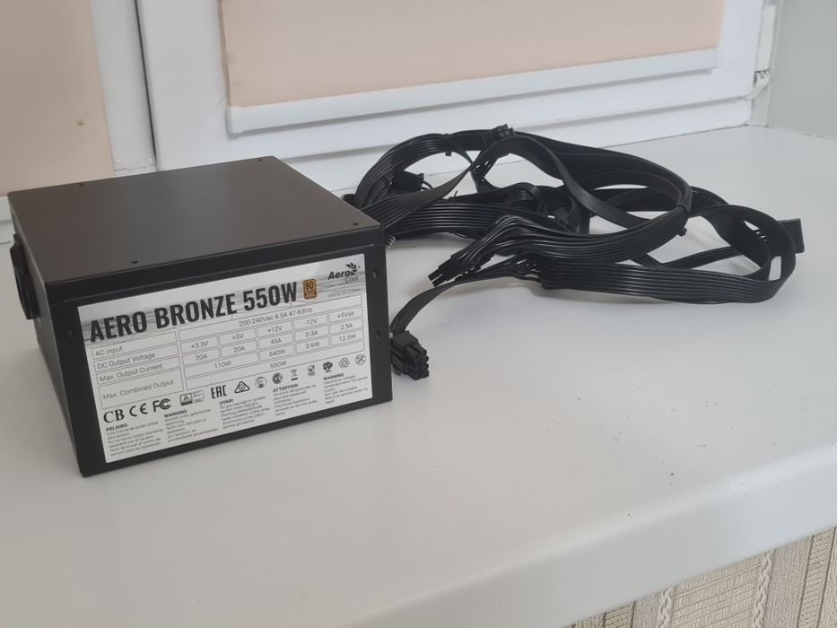 Блок питания AeroCool AERO BRONZE 550W