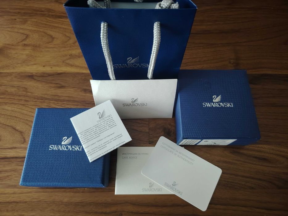 Колие Swarovski - Бръмбар