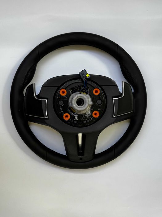 Нови, оригинални М волани BMW G-серия