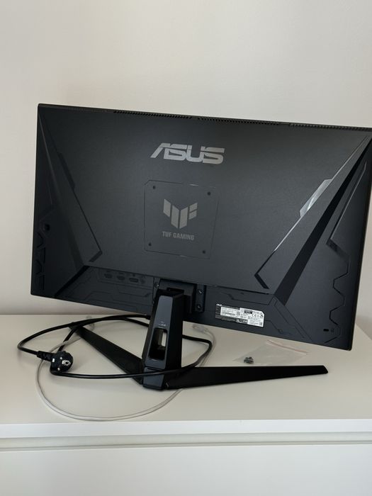 Гейминг монитор ASUS TUF Gaming VG27AQ5A