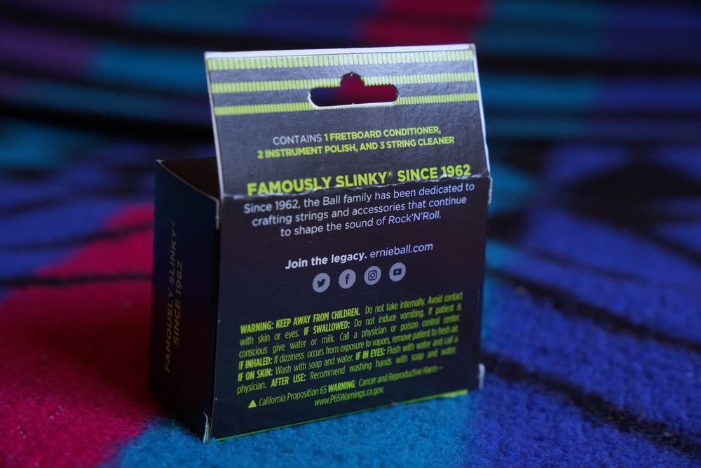 Ernie Ball Wonder Wipes — салфетки для чистки струн (6 шт)