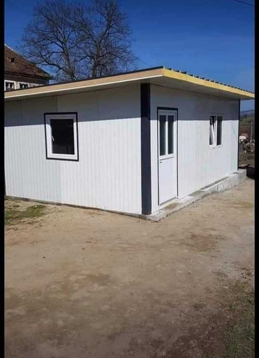 Case pe structura metalica