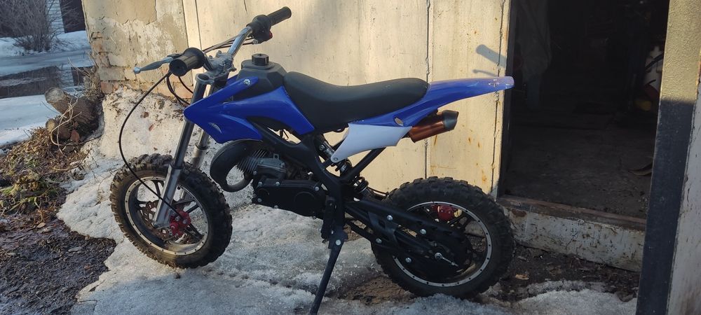 Продам детский питбайк 49 кубиков.