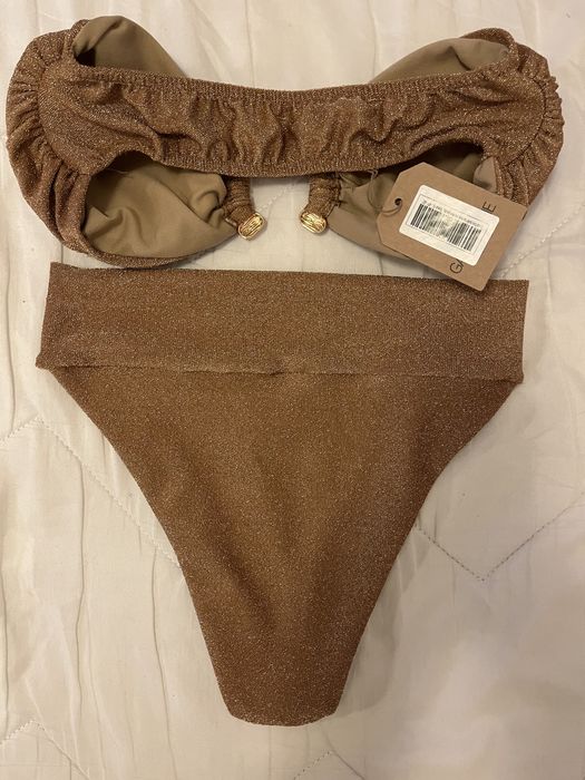 Costum de baie din doua piese